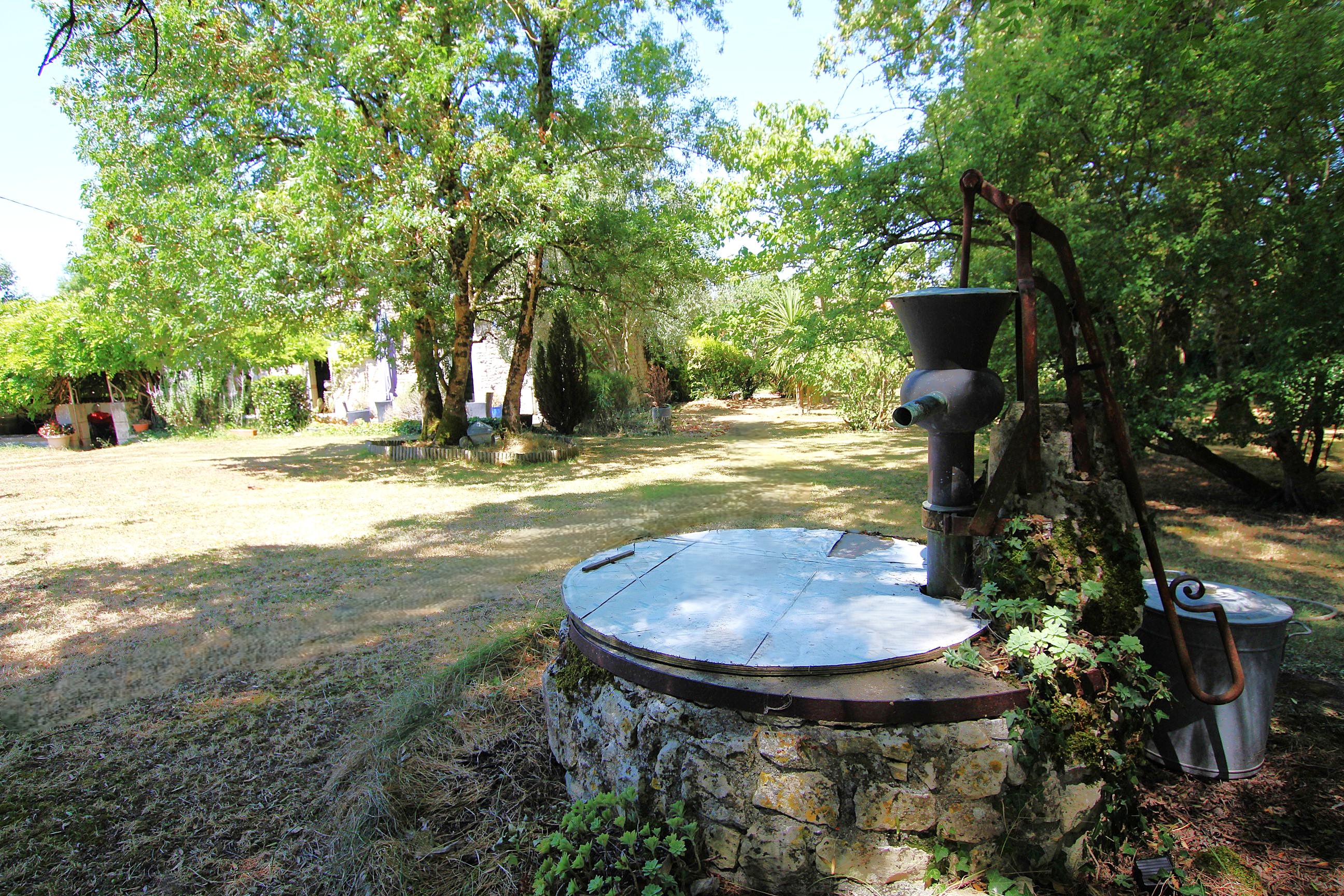 Qovop Immobilier | Achat Propriété 196 m² - 17380 TONNAY-BOUTONNE