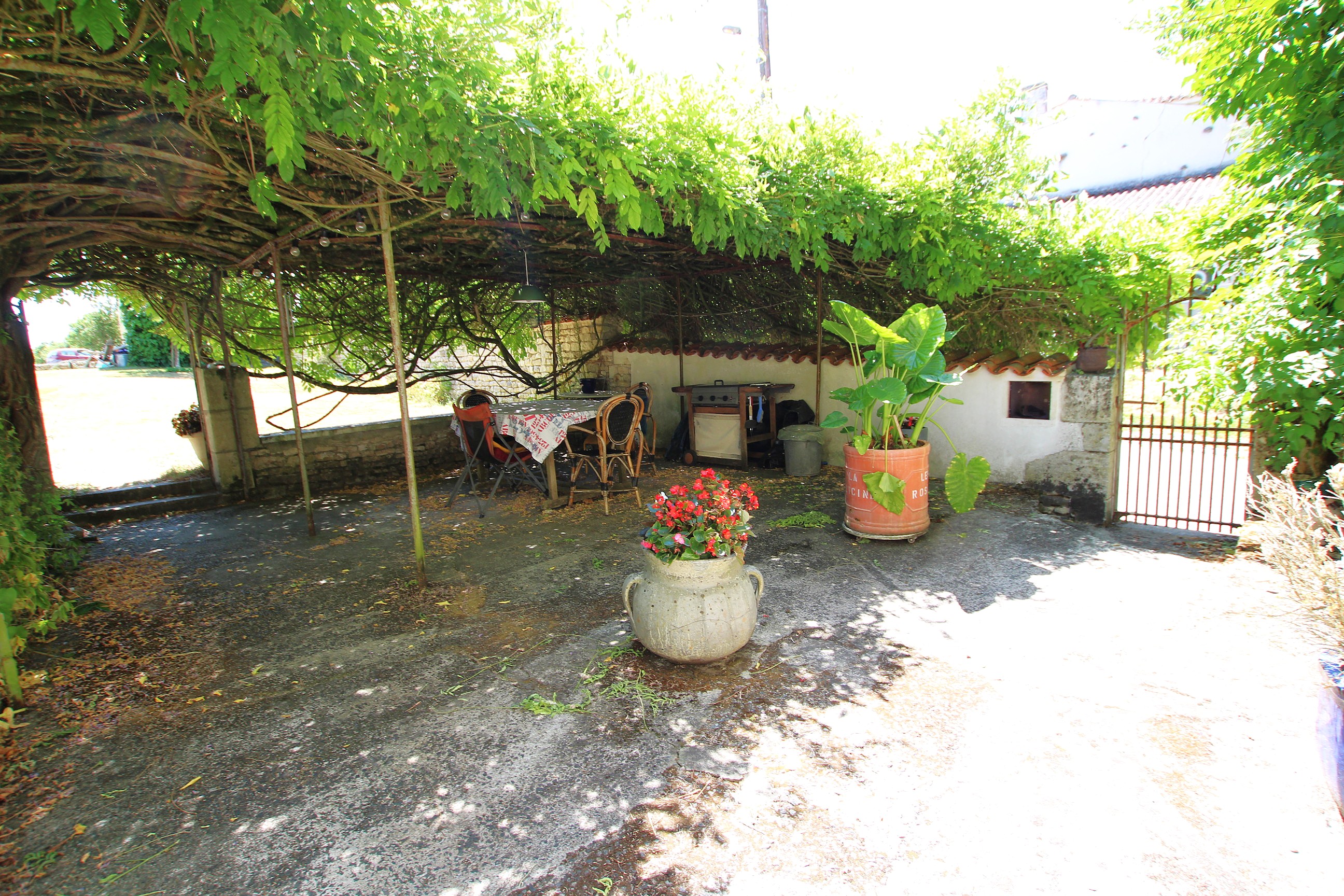 Qovop Immobilier | Achat Propriété 196 m² - 17380 TONNAY-BOUTONNE