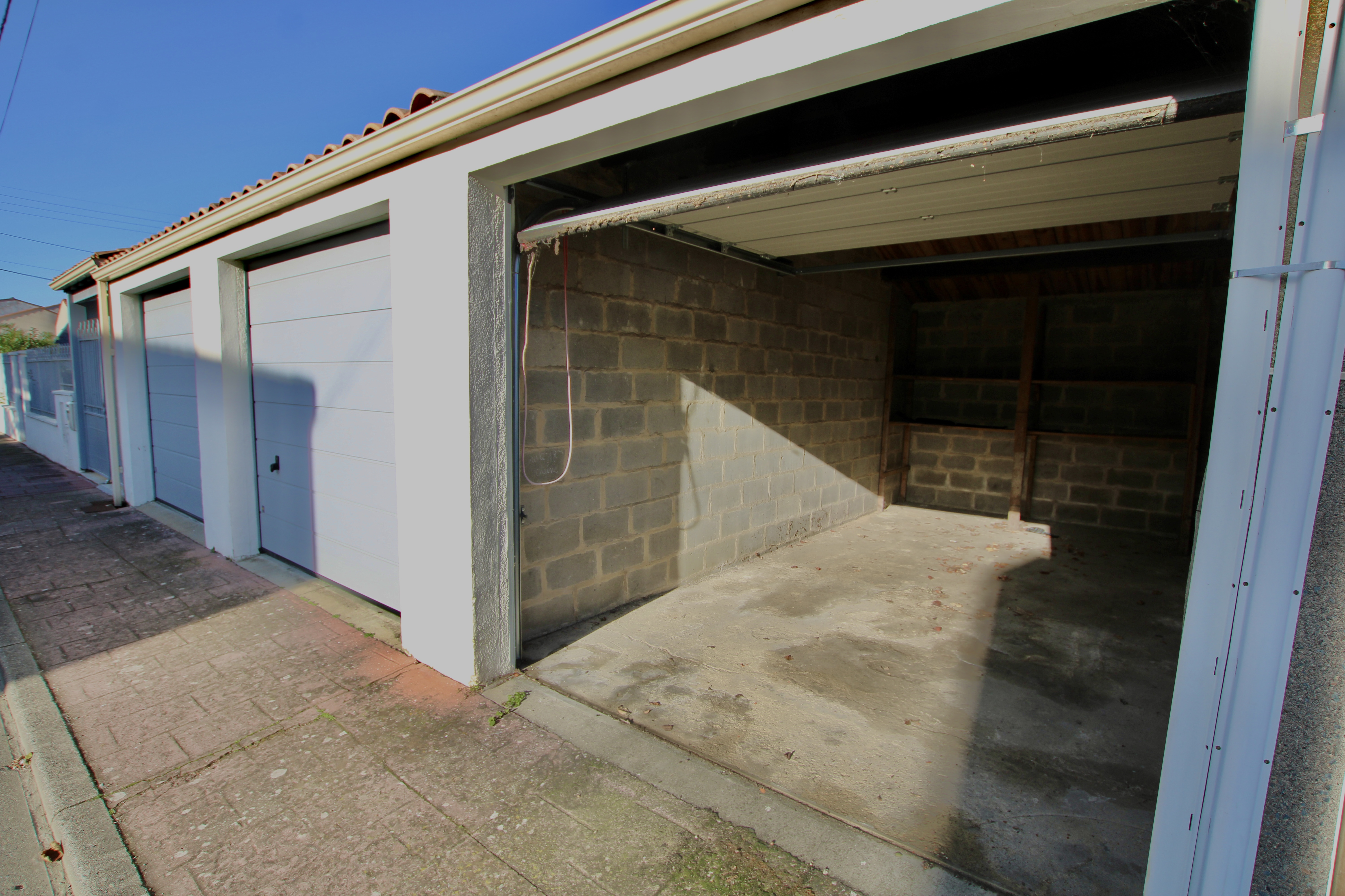 Qovop Immobilier | Achat Garage 19 m² - 17300 Rochefort