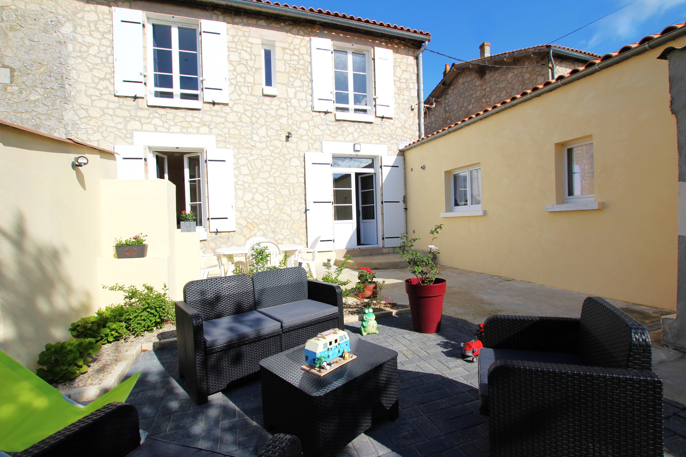 Qovop Immobilier | Achat Maison 85 m² - 17000 la rochelle