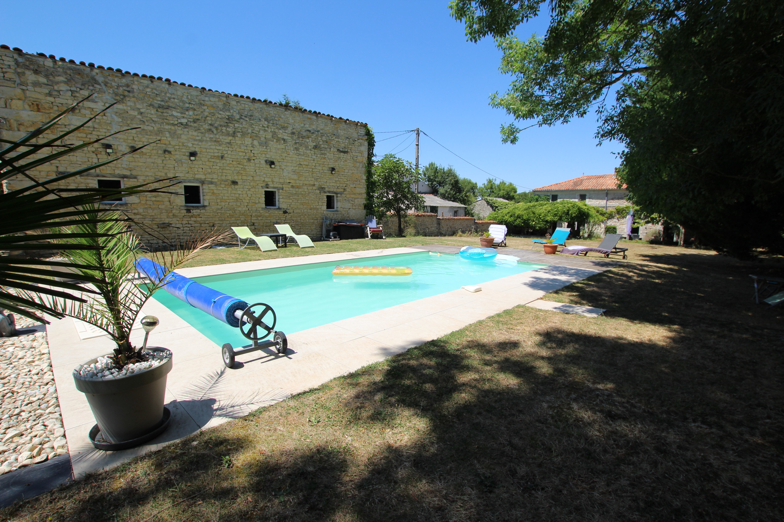 Qovop Immobilier | Achat Propriété 196 m² - 17380 TONNAY-BOUTONNE