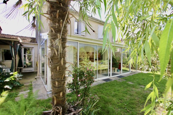 Achat Maison - 17449 TONNAY-CHARENTE : Maison proche de toutes commodités - 4 Chambres  | Qovop Immobilier